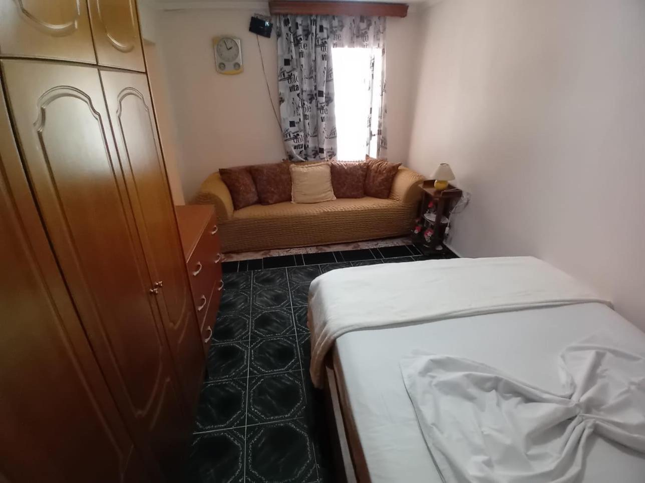 Gogo'S Sea Side Apartment Sarandë Exteriér fotografie